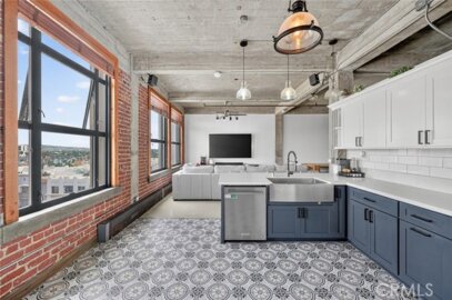 100 W 5th Street #7E Photo